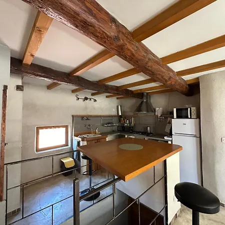 Les Toits Nyonsais Appartement *