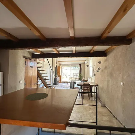 Les Toits Nyonsais Appartement *